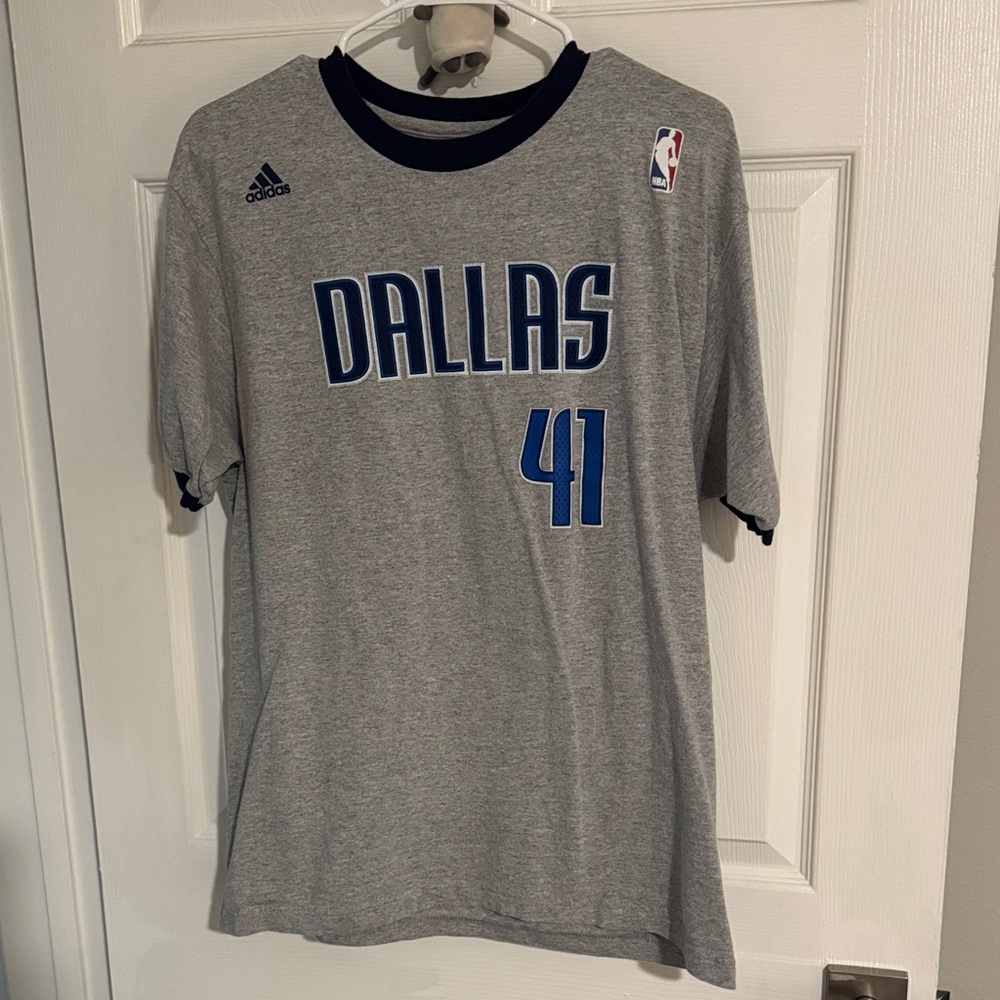 adidas NBA Dallas Mavericks Dirk Nowitzki Jersey Ringer Tee